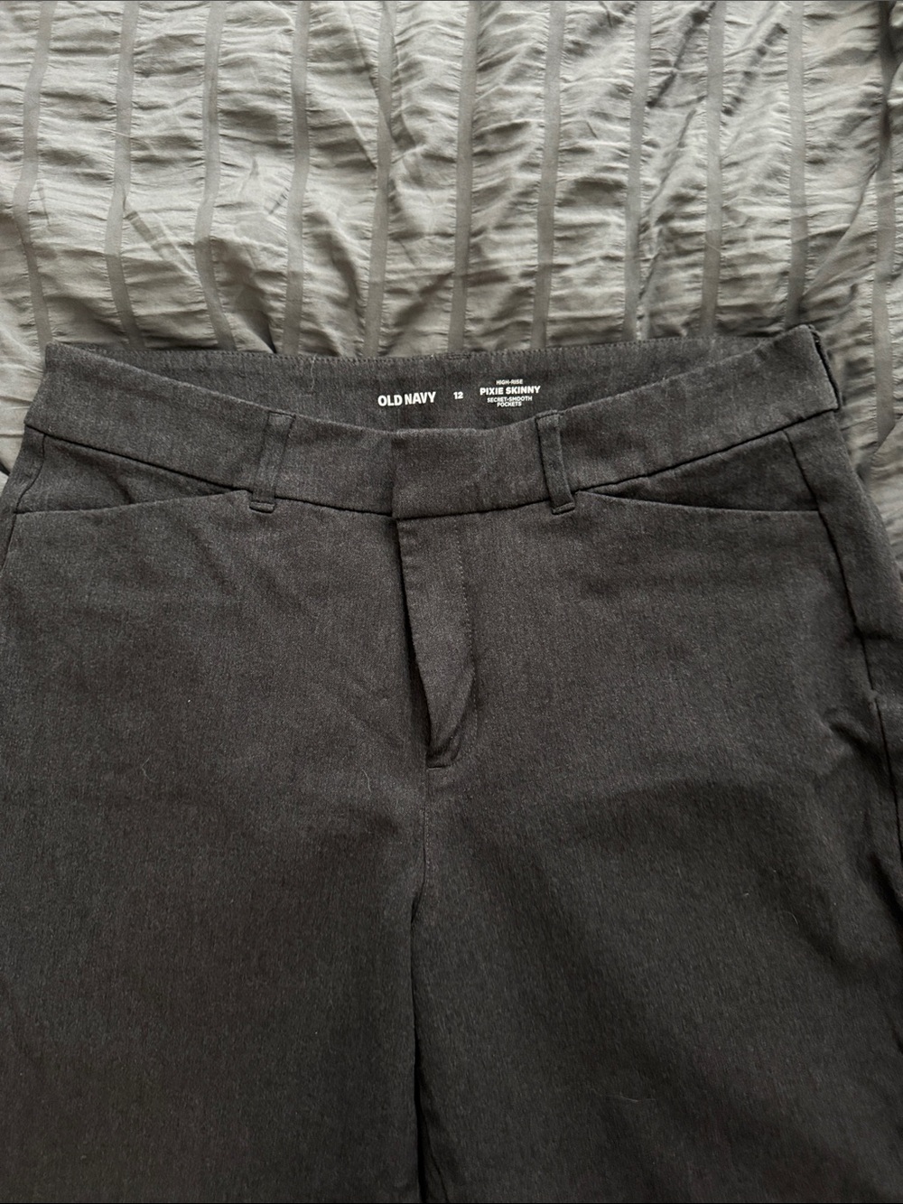 Old Navy Charcoal Women’s Dress Pants - Pixie Skinny